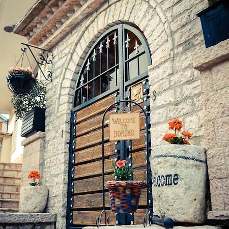 Hotel Domino Гирокастра Экстерьер фото