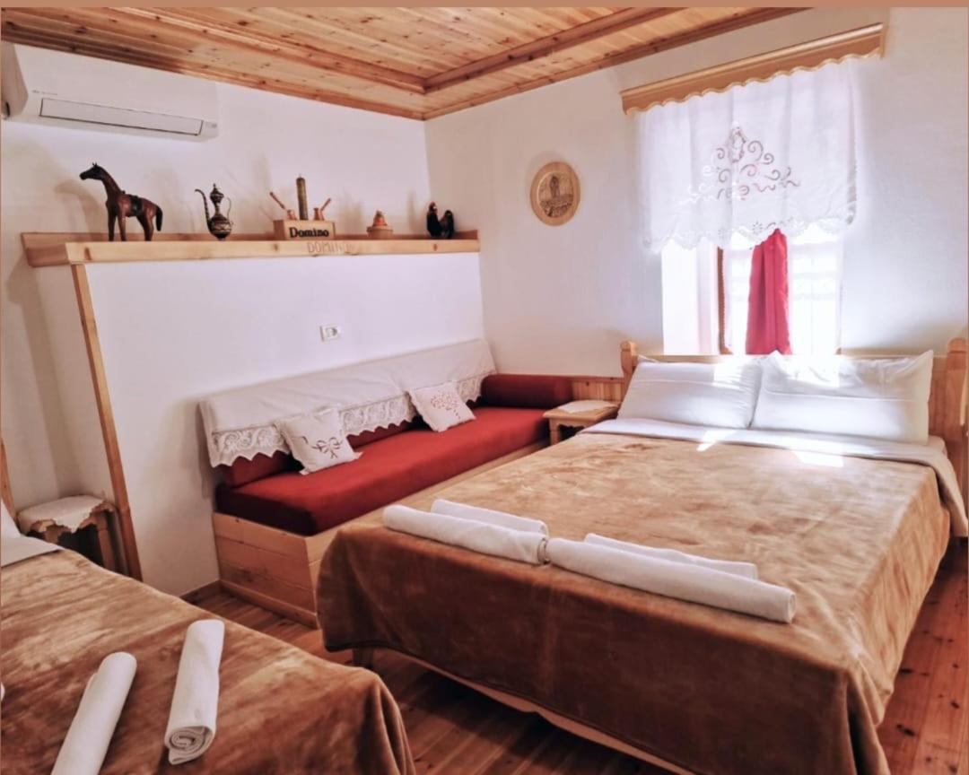 Hotel Domino Гирокастра Экстерьер фото
