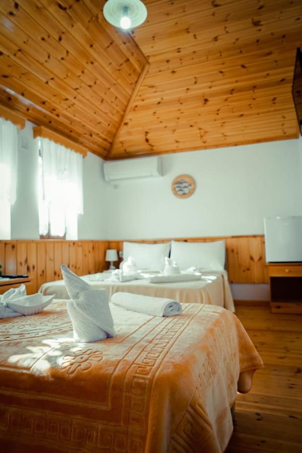 Hotel Domino Гирокастра Экстерьер фото